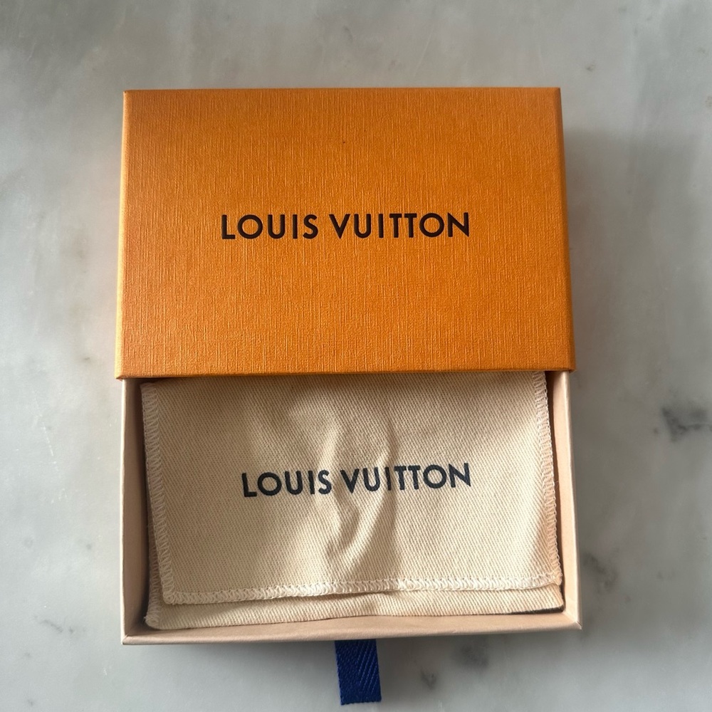 Louis Vuitton Bracelet - Picture 6 of 6